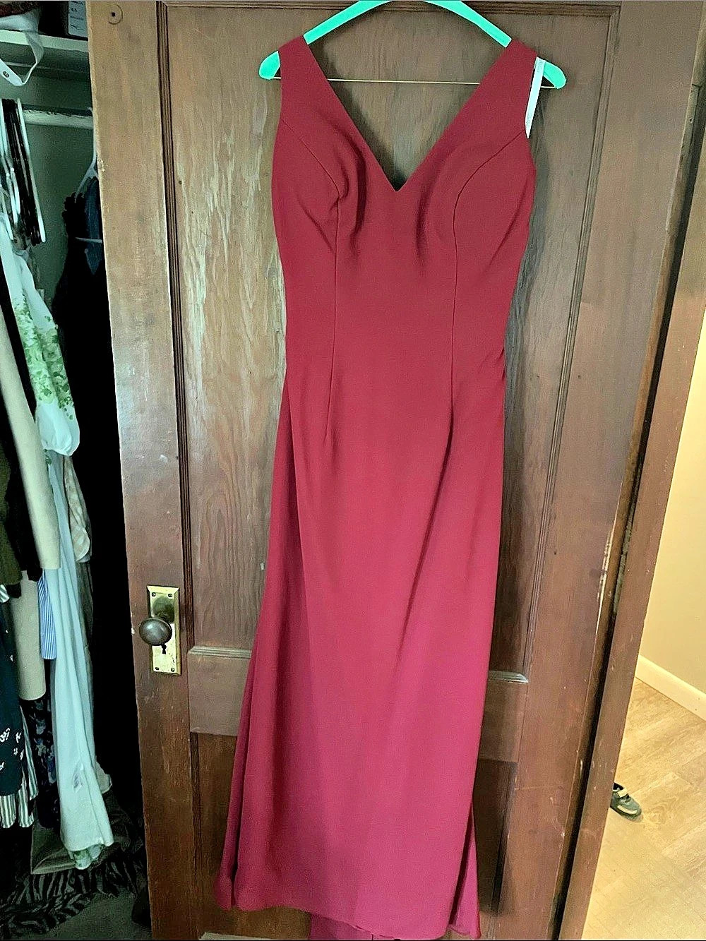 DaVinci Maxi Dress in Red Size 10 Like New